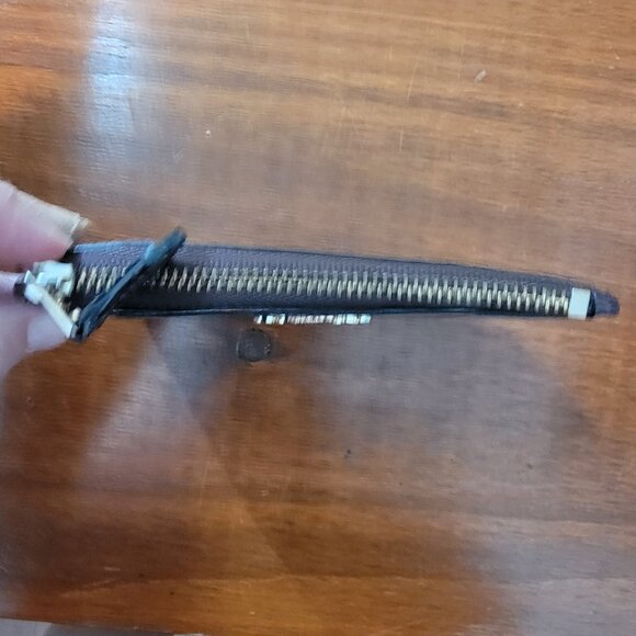 Coach Glossy Burgundy Red Patent Leather Coin Pouch Wristlet w keychain - Picture 10 of 15